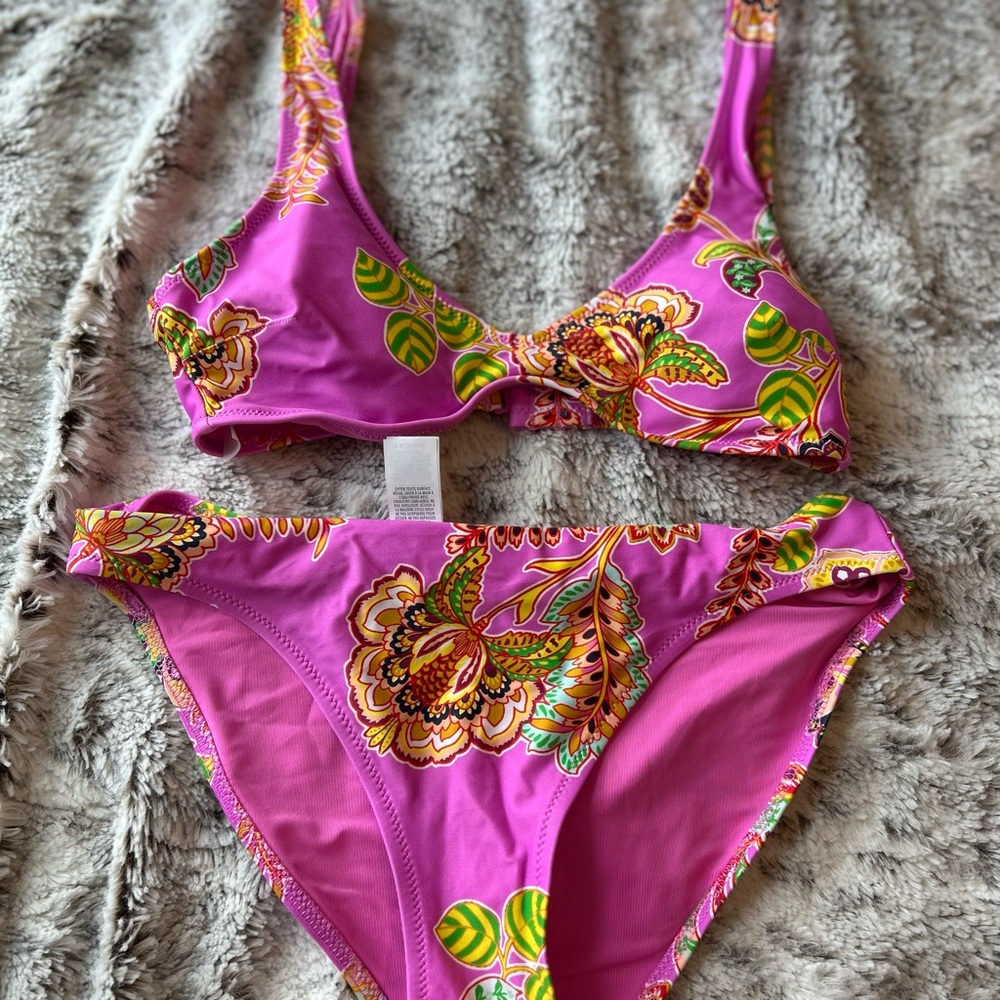 Aerie Pink Floral Bikini Set (TOP & BOTTOM DIF SIZES)